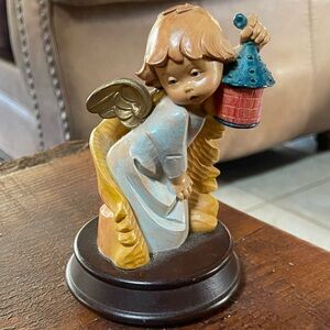 Vintage Fontanini ‘Angel with a Lantern’ Music Box #141